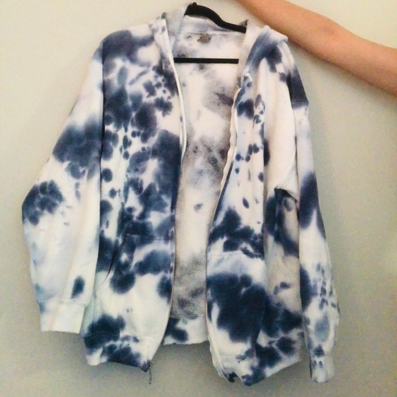tie dye crumble zip up (customized to you) - Picture 5 of 6